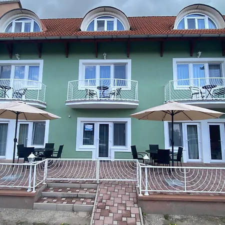 Lillybeth Lakeside Vendégház Keszthely