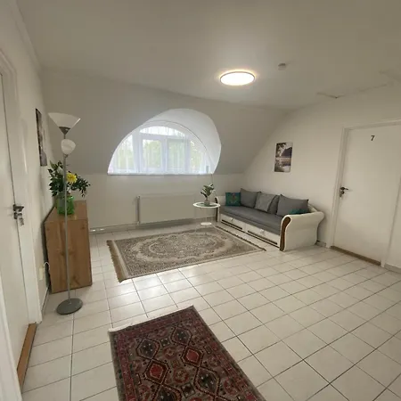 Lillybeth Lakeside 3*