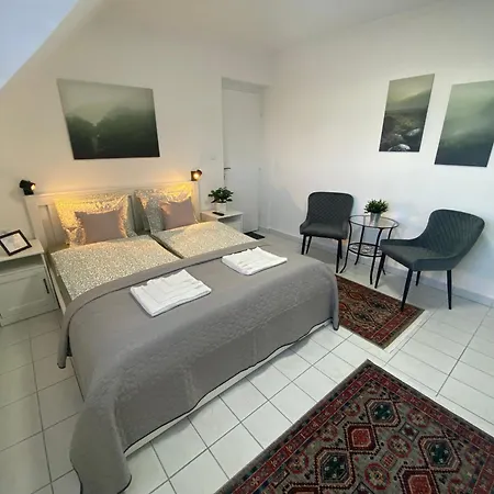 Lillybeth Lakeside ケストヘイ