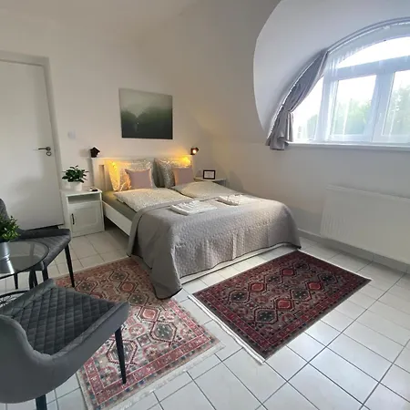 Lillybeth Lakeside Vendégház Keszthely