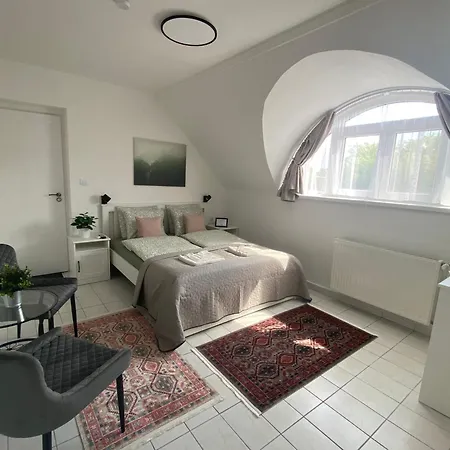 Vendégház Lillybeth Lakeside 3*