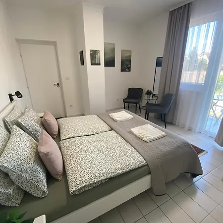 Lillybeth Lakeside Vendégház 3*