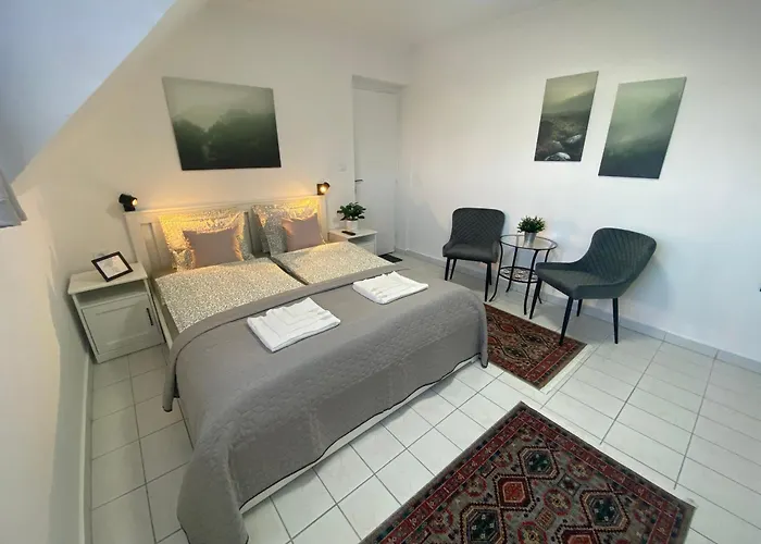 Lillybeth Lakeside 케츨리